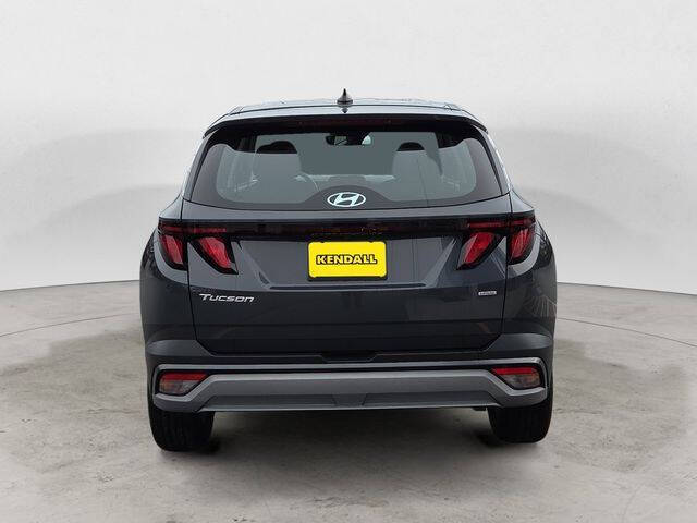 2025 Hyundai Tucson SE