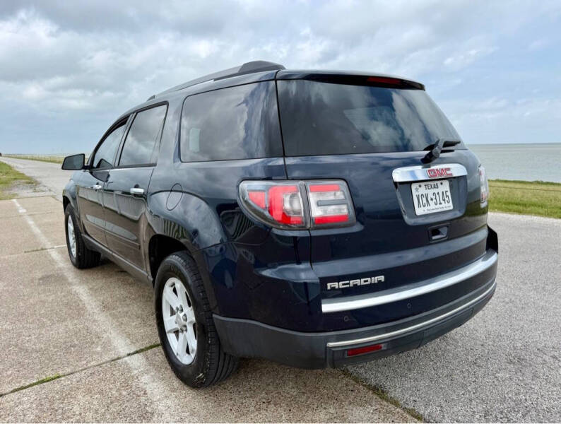 2016 GMC Acadia SLE-2