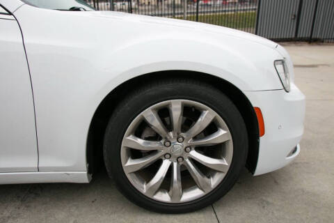 2019 Chrysler 300 Limited