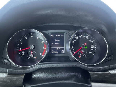 2016 Volkswagen Passat 1.8T SE