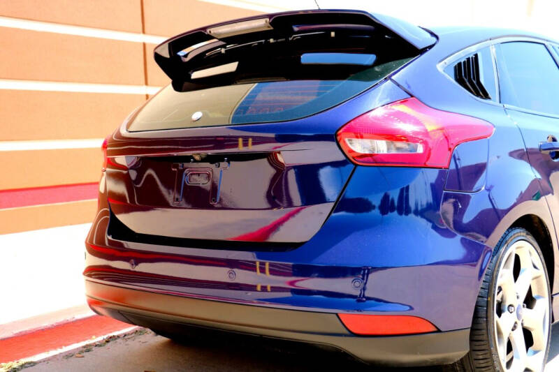 2017 Ford Focus ST