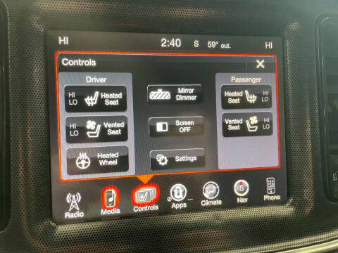 2015 Dodge Challenger SXT Plus