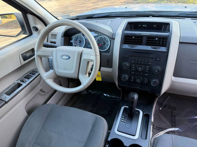 2011 Ford Escape XLS