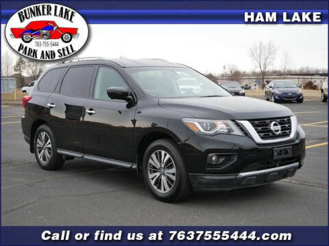 2017 Nissan Pathfinder SL