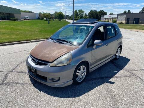 2007 Honda Fit for sale at JE Autoworks LLC in Willoughby OH