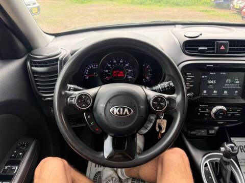 2019 Kia Soul +