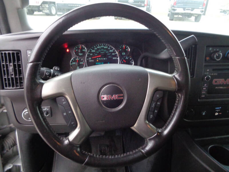 2017 GMC Savana LT 3500