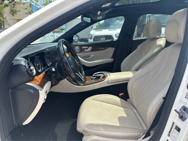 2019 Mercedes-Benz E-Class E 300