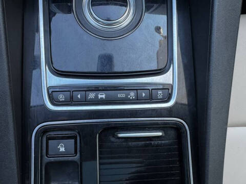 2020 Jaguar F-PACE 25t Premium