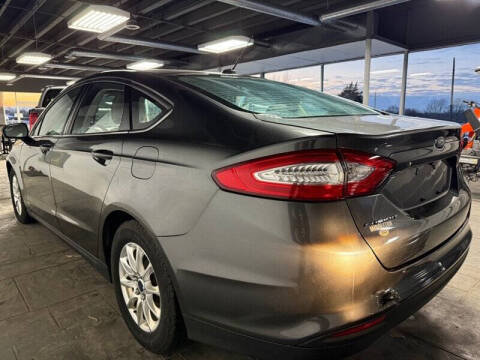 2015 Ford Fusion S