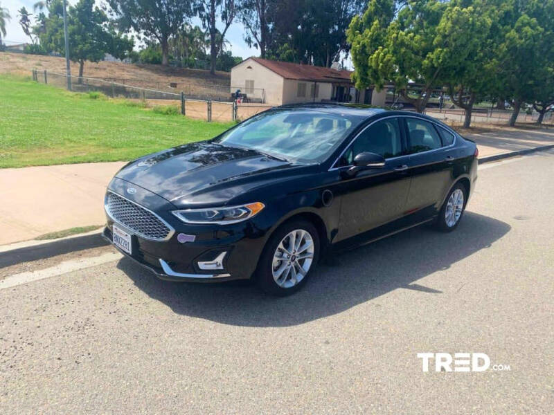 2019 Ford Fusion Energi Titanium