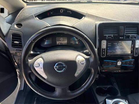 2017 Nissan LEAF SV
