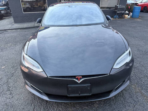 2016 Tesla Model S 60D