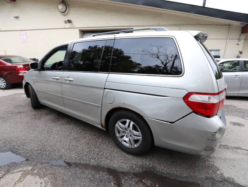 2005 Honda Odyssey EX-L w/DVD
