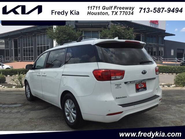 Used 2016 Kia Sedona LX with VIN KNDMB5C16G6107395 for sale in Houston, TX