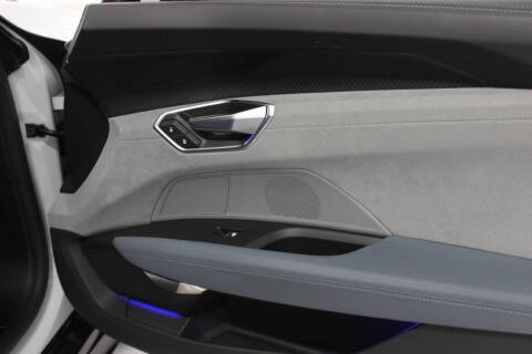 2023 Audi e-tron GT quattro Prestige