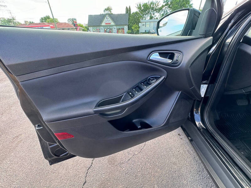 2016 Ford Focus SE