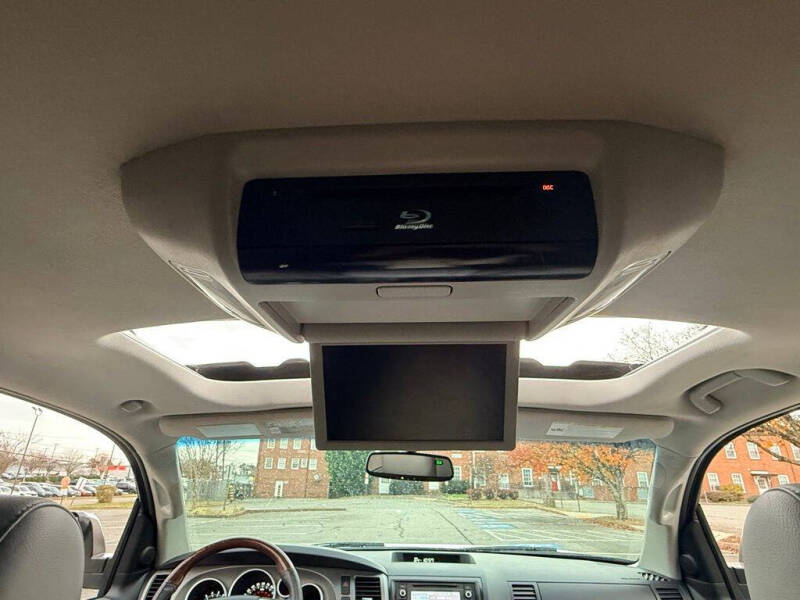 2016 Toyota Sequoia Platinum