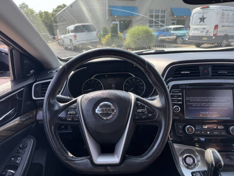2017 Nissan Maxima Platinum