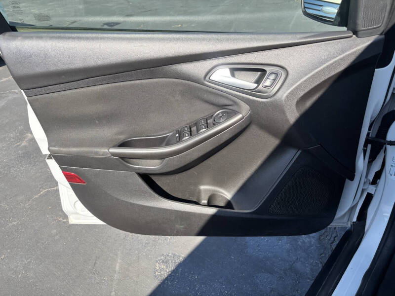 2015 Ford Focus SE