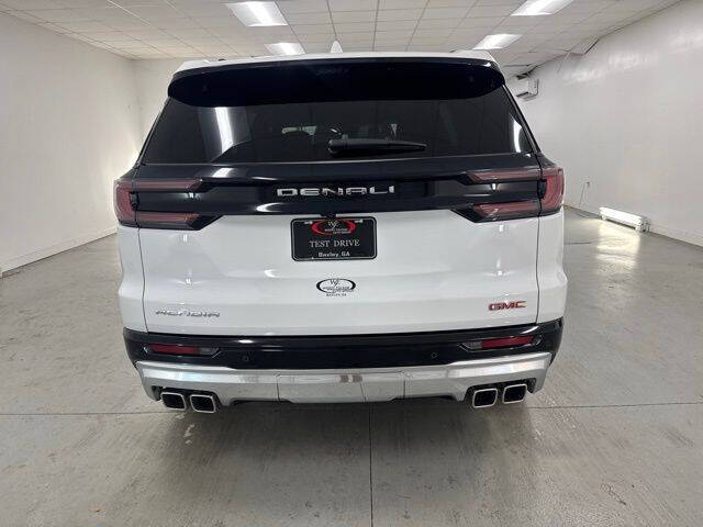 2026 GMC Acadia Denali