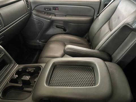 2004 Chevrolet Silverado 1500 SS