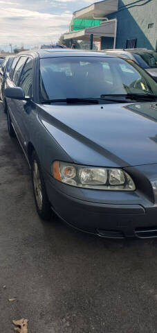 2006 Volvo V70 for sale at M B & D AUTO in Virginia Beach VA