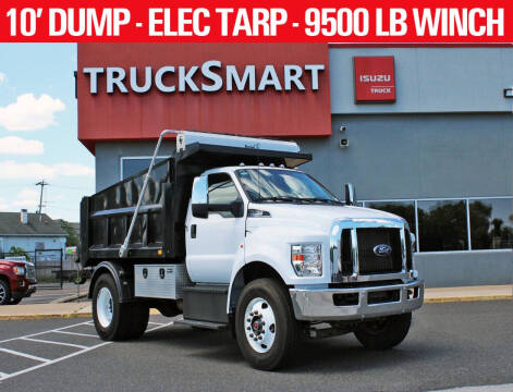 2025 Ford F-750