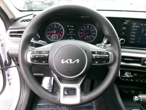 2022 Kia K5