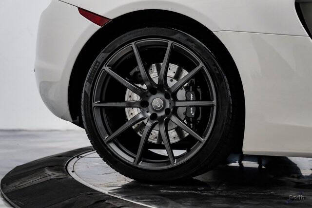 2013 McLaren MP4-12C Spider