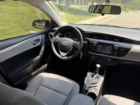 2015 Toyota Corolla LE Plus