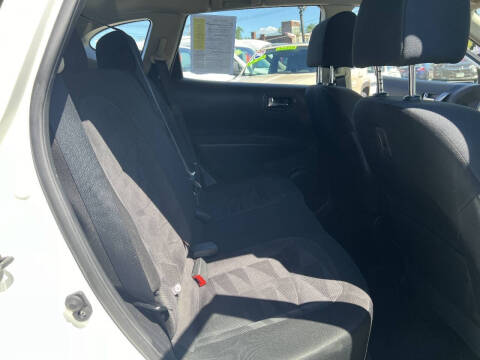 2015 Nissan Rogue Select S