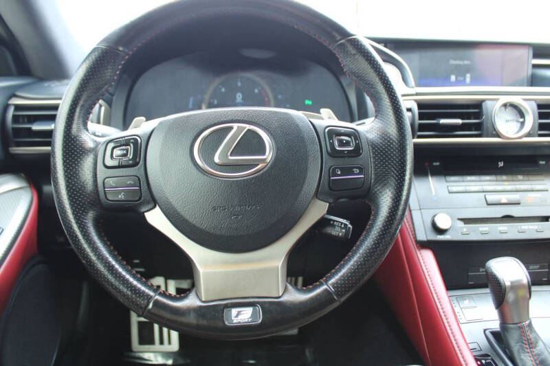 2017 Lexus RC 200t