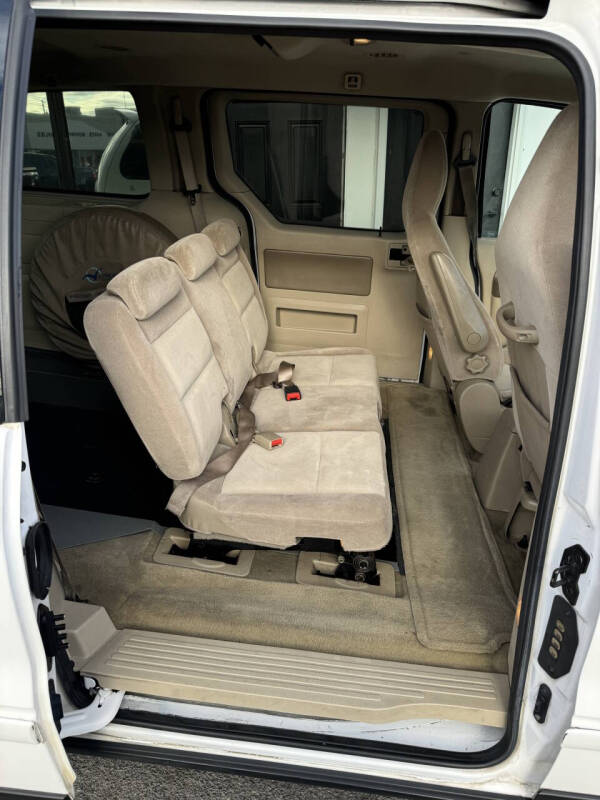 2004 Ford Freestar S