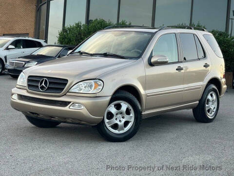 2002 Mercedes-Benz M-Class ML 320