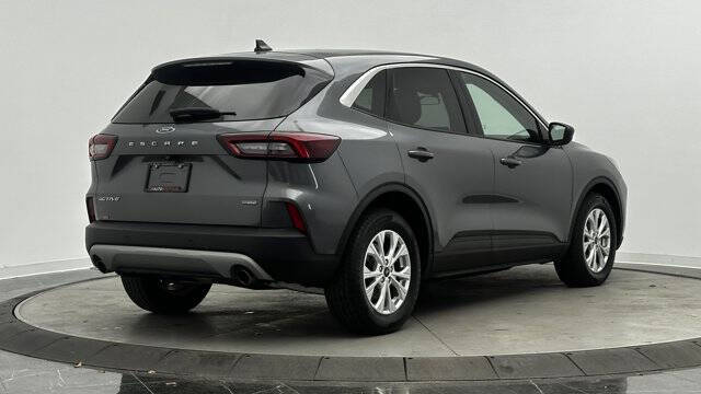 2023 Ford Escape Hybrid Active