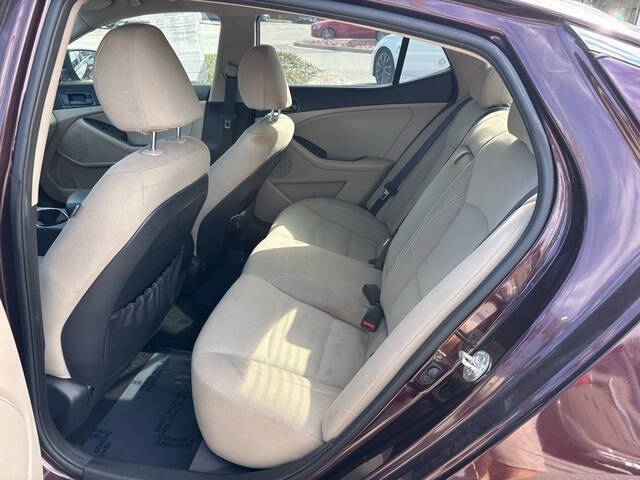 2014 Kia Optima 8