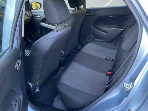 2013 Mazda MAZDA2 Sport