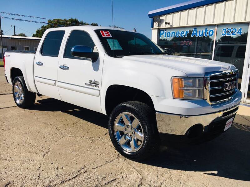 2013 GMC Sierra 1500 for sale at Pioneer Auto in Ponca City OK