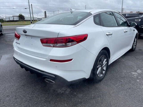 2019 Kia Optima LX