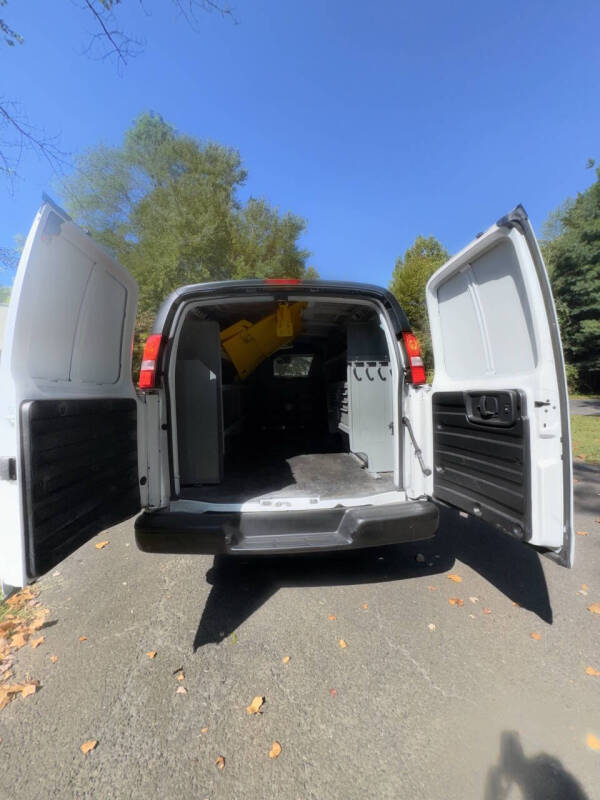 2021 Chevrolet Express 2500