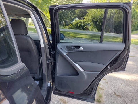 2009 Volkswagen Tiguan SE