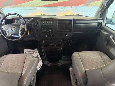 2017 Chevrolet Express LS 2500