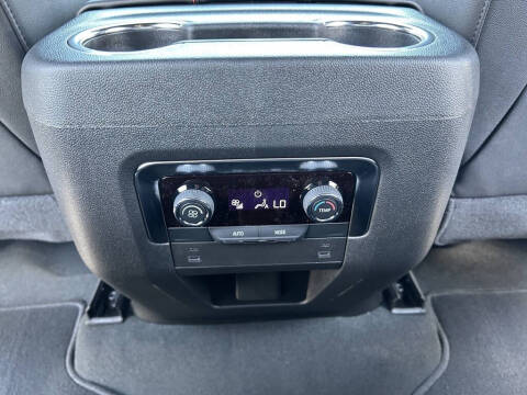 2025 Chevrolet Tahoe RST