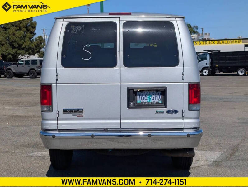 2013 Ford E-Series E-350 SD XLT