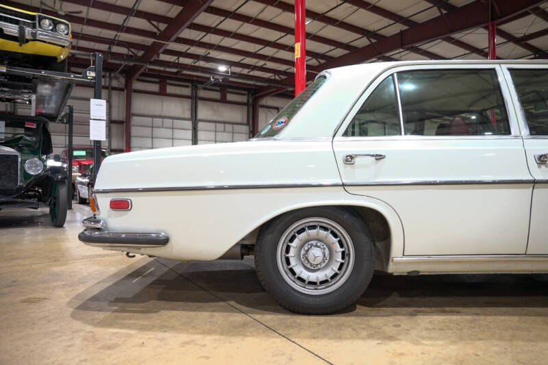 1972 Mercedes-Benz 280-Class