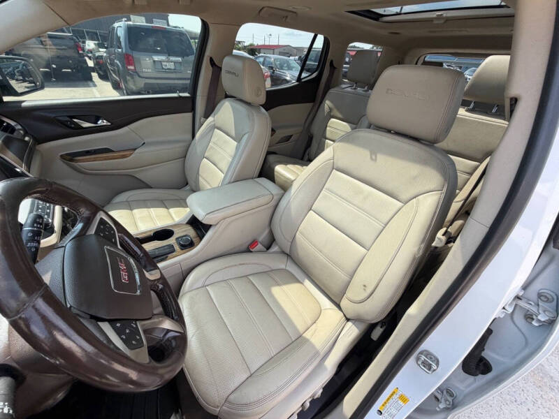 2019 GMC Acadia Denali