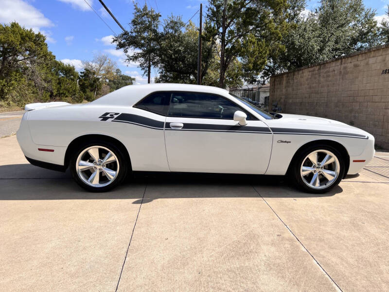 2016 Dodge Challenger R/T Plus
