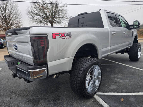 2017 Ford F-350 Super Duty Lariat