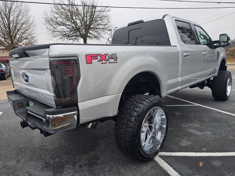 2017 Ford F-350 Super Duty Lariat